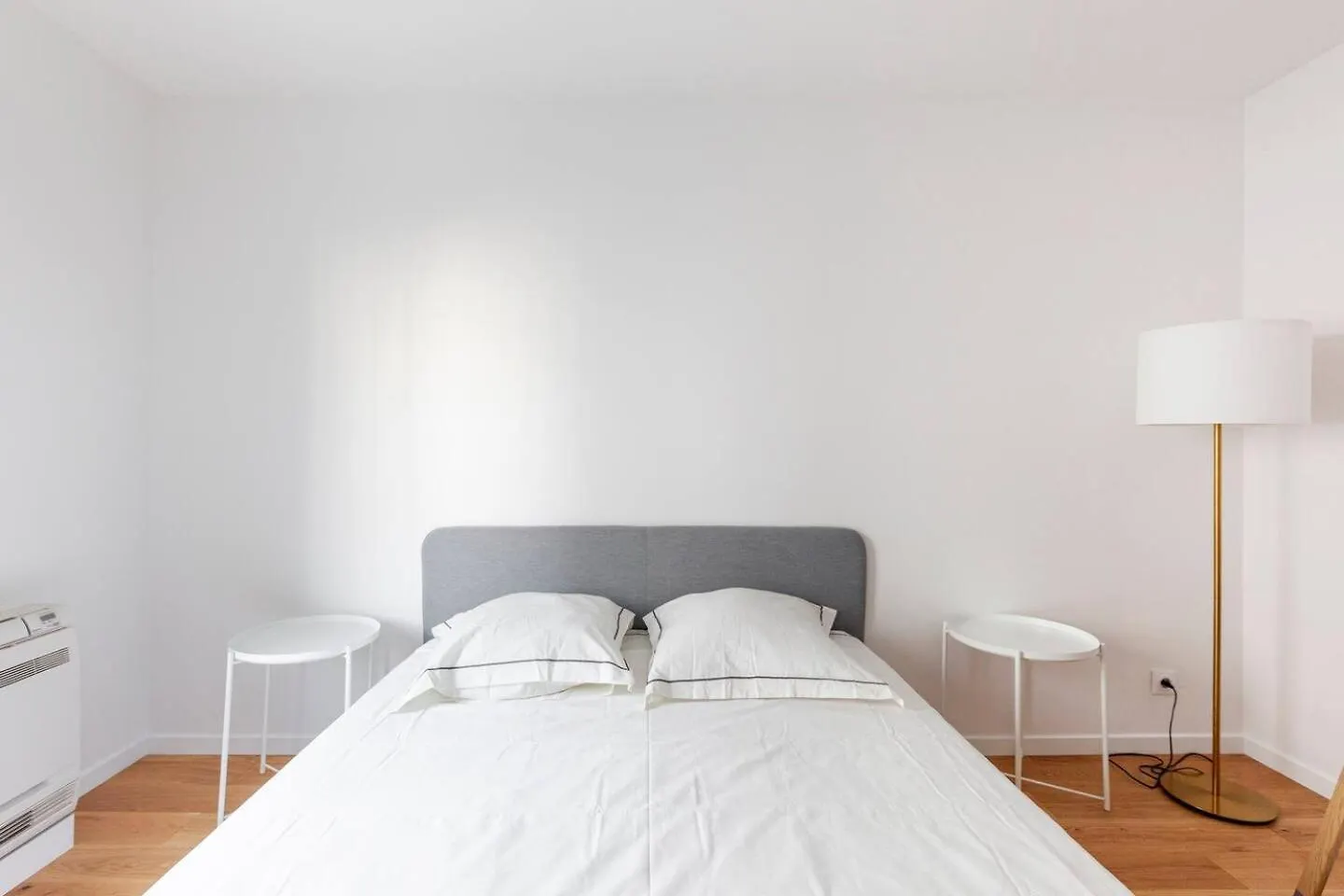 3 Bedroom Flat Close Montmartre Paris
