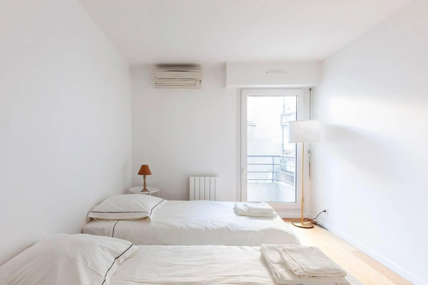 3 Bedroom Flat Close Montmartre Appartement